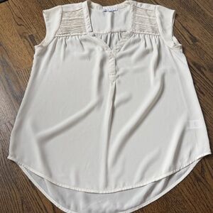 DR2 White/Cream Short Sleeve Blouse